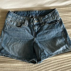 Gap shorts size 2